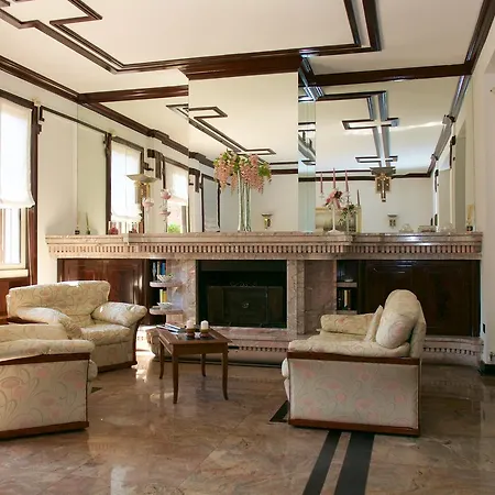 La Maison Royale Fiumicino