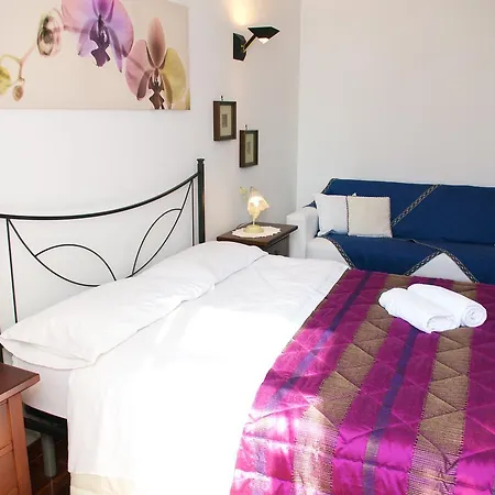 La Maison Royale Couette-café