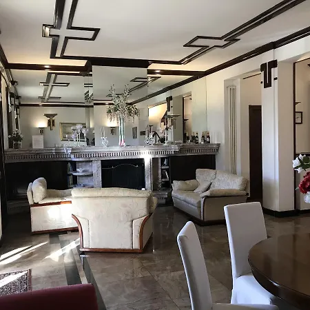 La Maison Royale Couette-café 3*