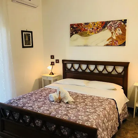 Bed & Breakfast La Maison Royale Bed & Breakfast